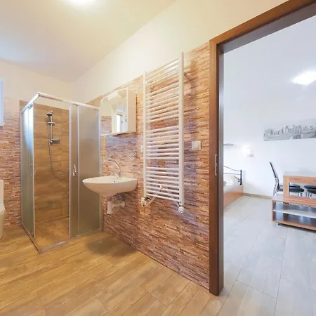 Apartmany Dolosin Велке Лосины Экстерьер фото